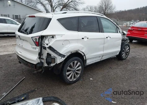 2017 Ford Escape Titanium из США, поврежденный, VIN 1FMCU9JD1HUA11662